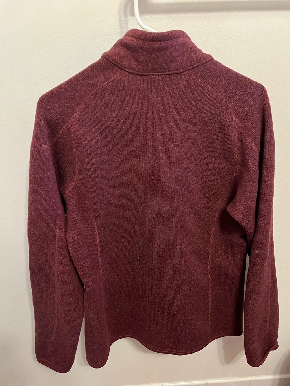 JY26 Patagonia Sweater - Picture 2 of 4
